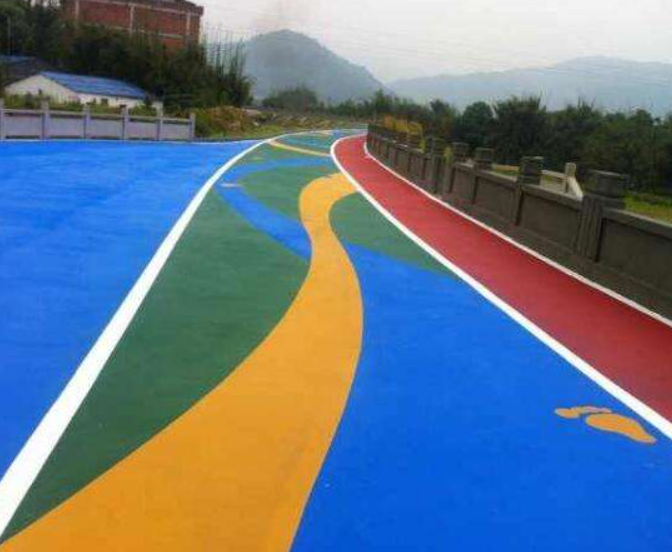 彩色防滑路面与普通的彩色路面